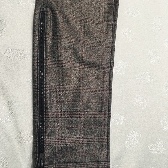 AG (Adriano Goldschmied) Pants - Picture 3 of 6